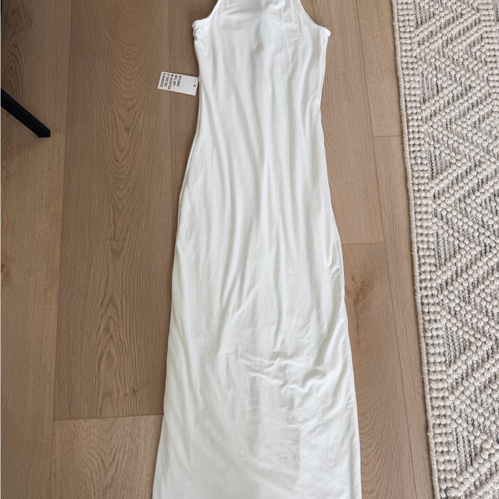 BUMPSUIT NWT - Serena Ivory Dress size xs - Picture 3 of 4